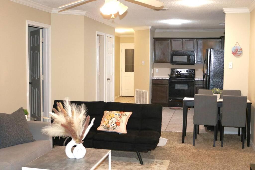 Lubbock Haven 3Beds, 3 Baths Apartment Exterior photo